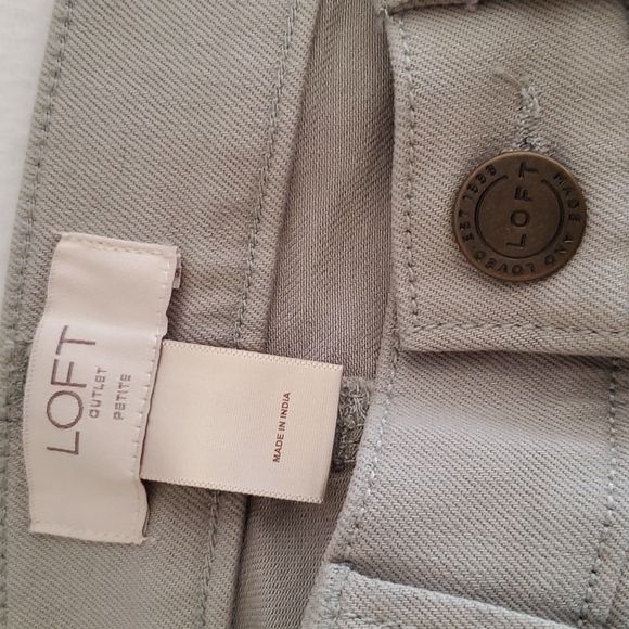 LOFT Green Cropped Stretch Jean Size 2 Petite - Picture 7 of 11